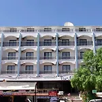 Temple Hotel 2*