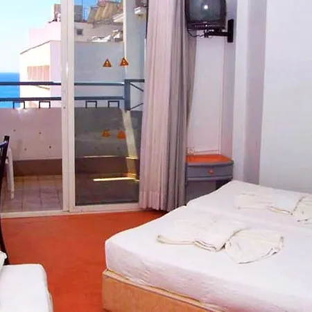 Temple Hotel 2*