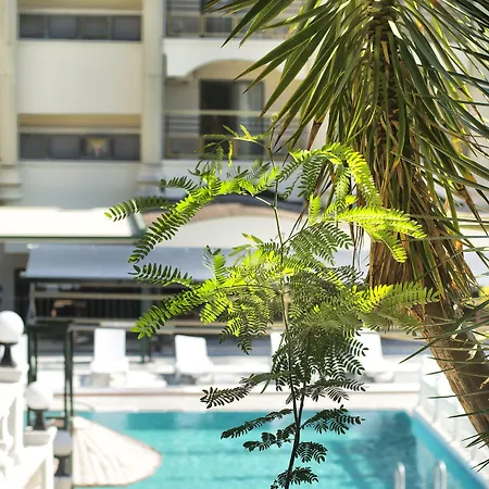 Temple מלון דידים