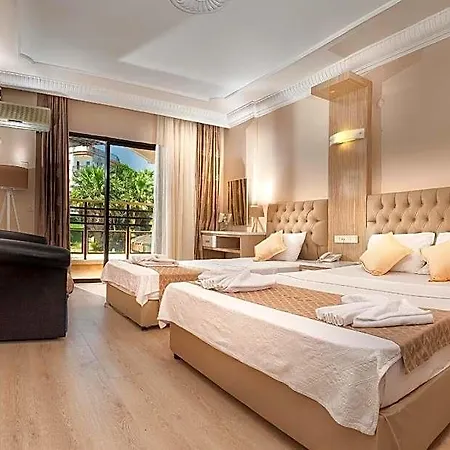 Temple Hotel 2*