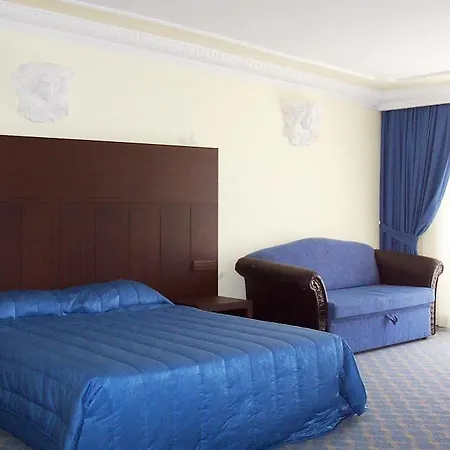 Hotell Temple 2*